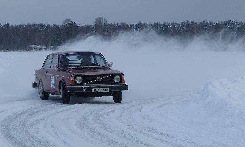 Illustration for article titled Sweden's 'Speed Weekend On Ice' Is Where Sanity Goes To Die And Axles Go To Break